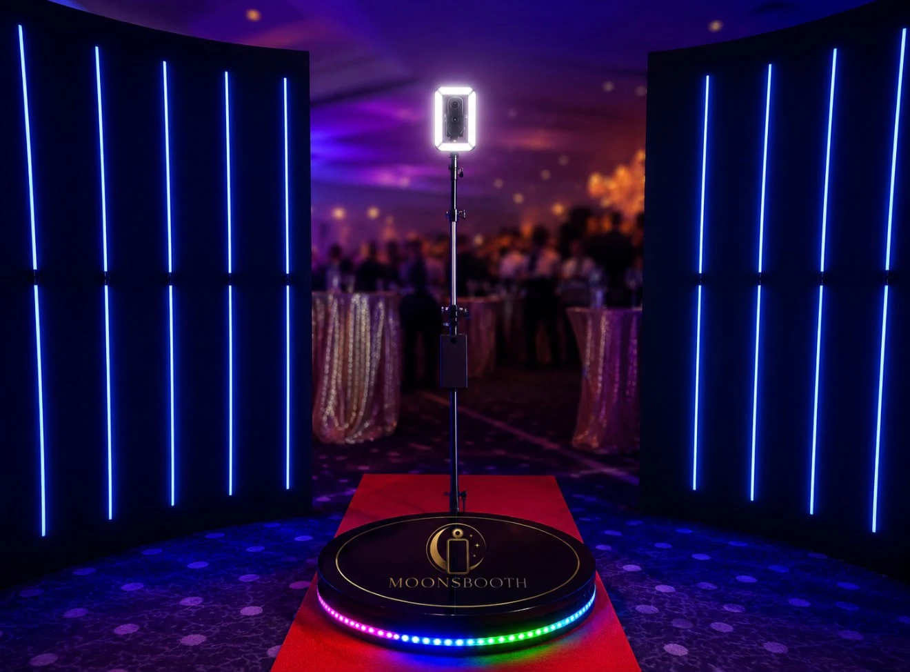 MoonsBooth 360 platform with event lighting